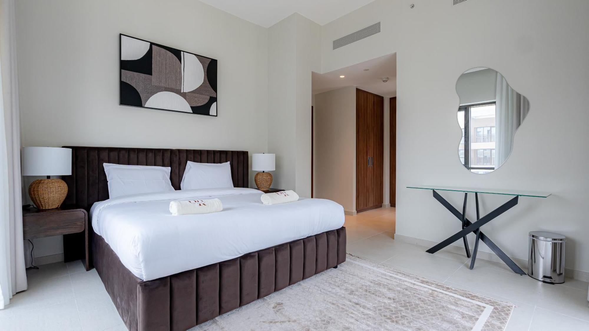 Stylish 2 Bedroom At Vida Residence, Creek * Dubai
