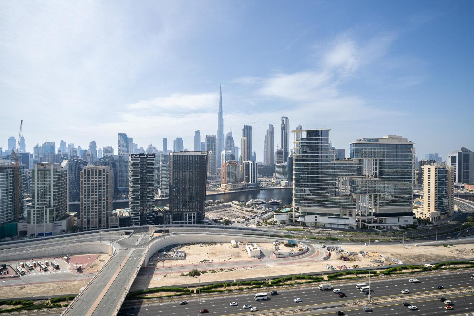 Apartment Alh Vacay With Balcony And Burj View In Upside