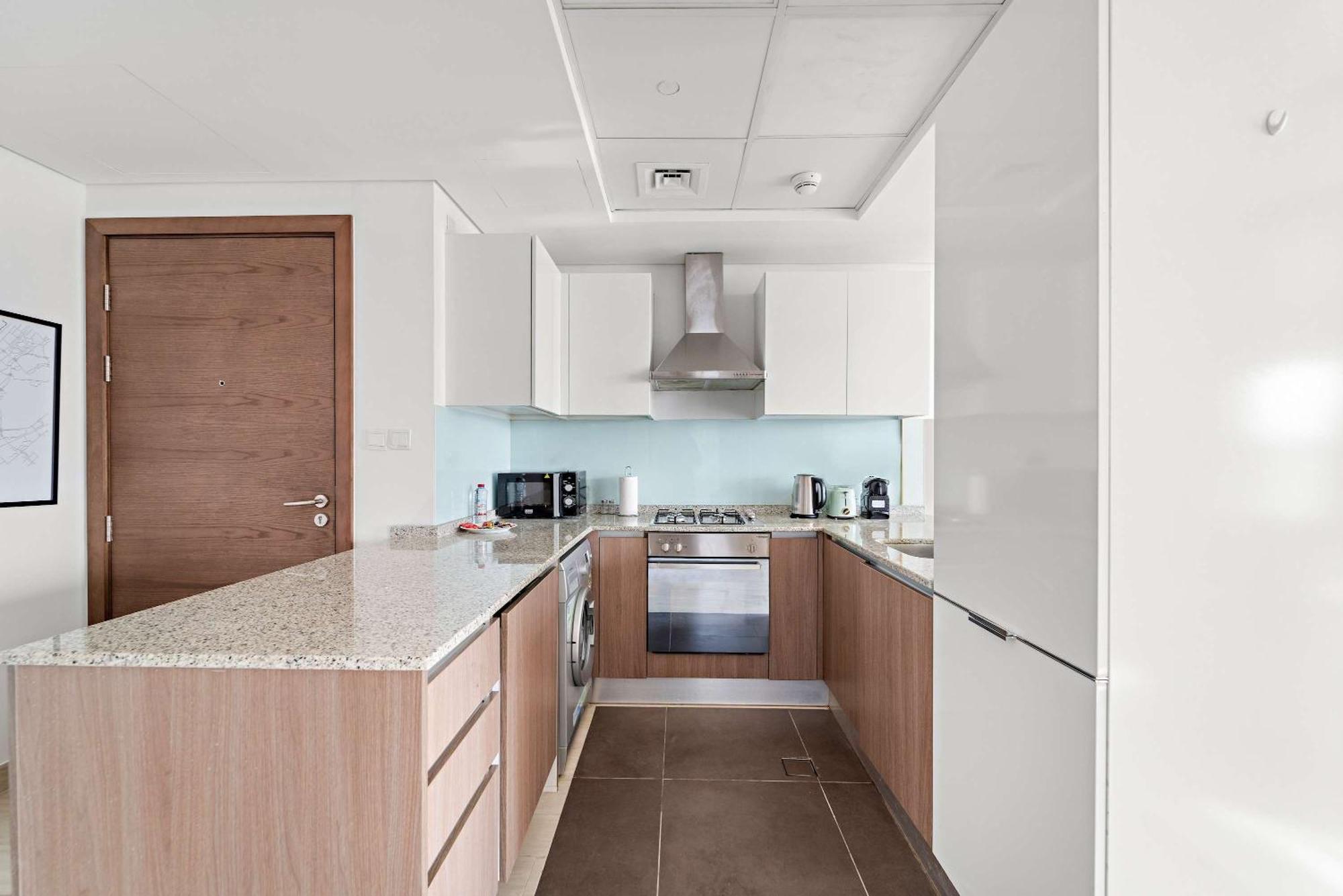 Silkhaus 1bdr In Azizi Aliyah In Theheart Of Al Jaddaf *