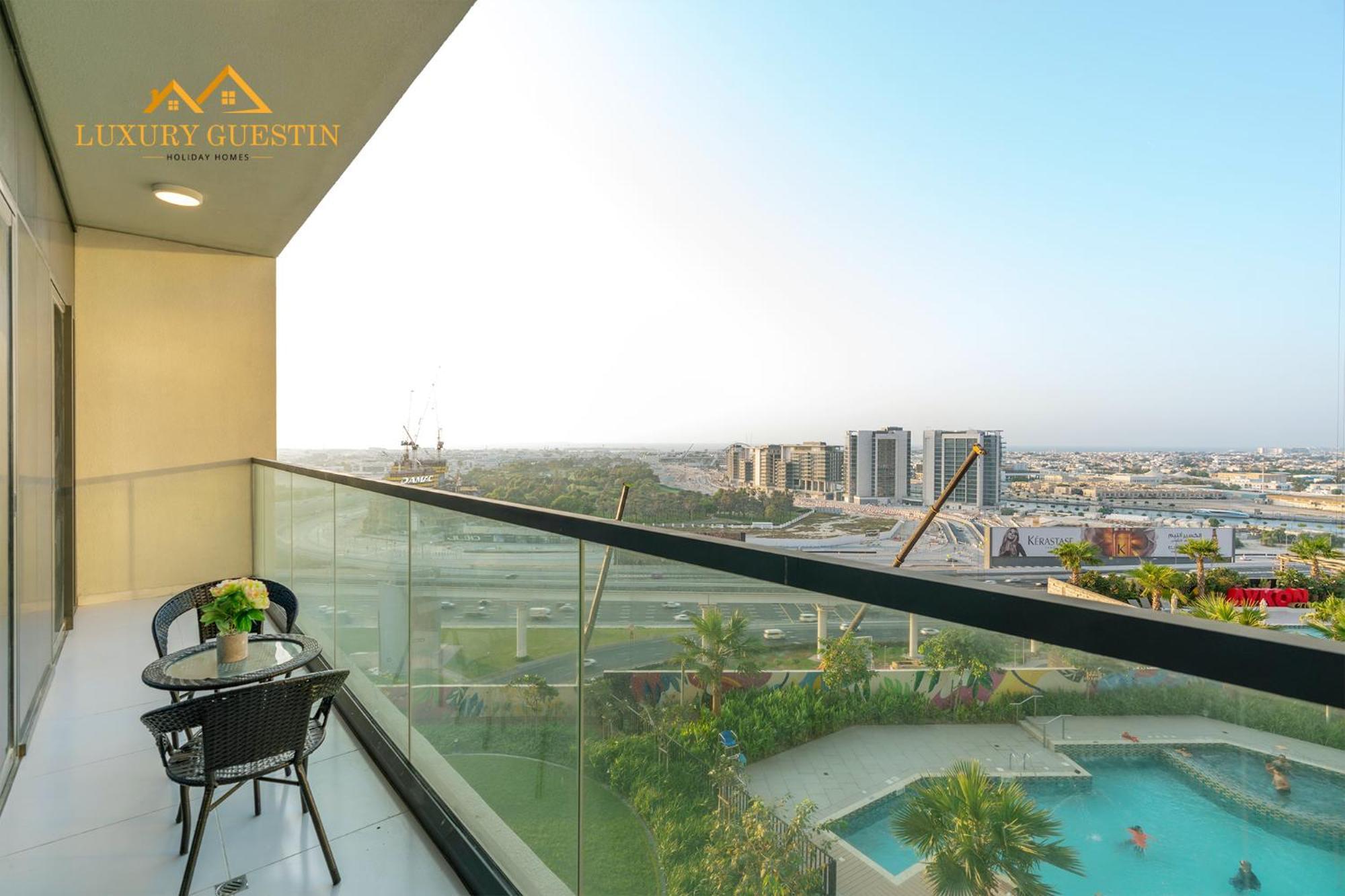 Elegant 2-br With Canal & Views Pool Amenities * Dubai