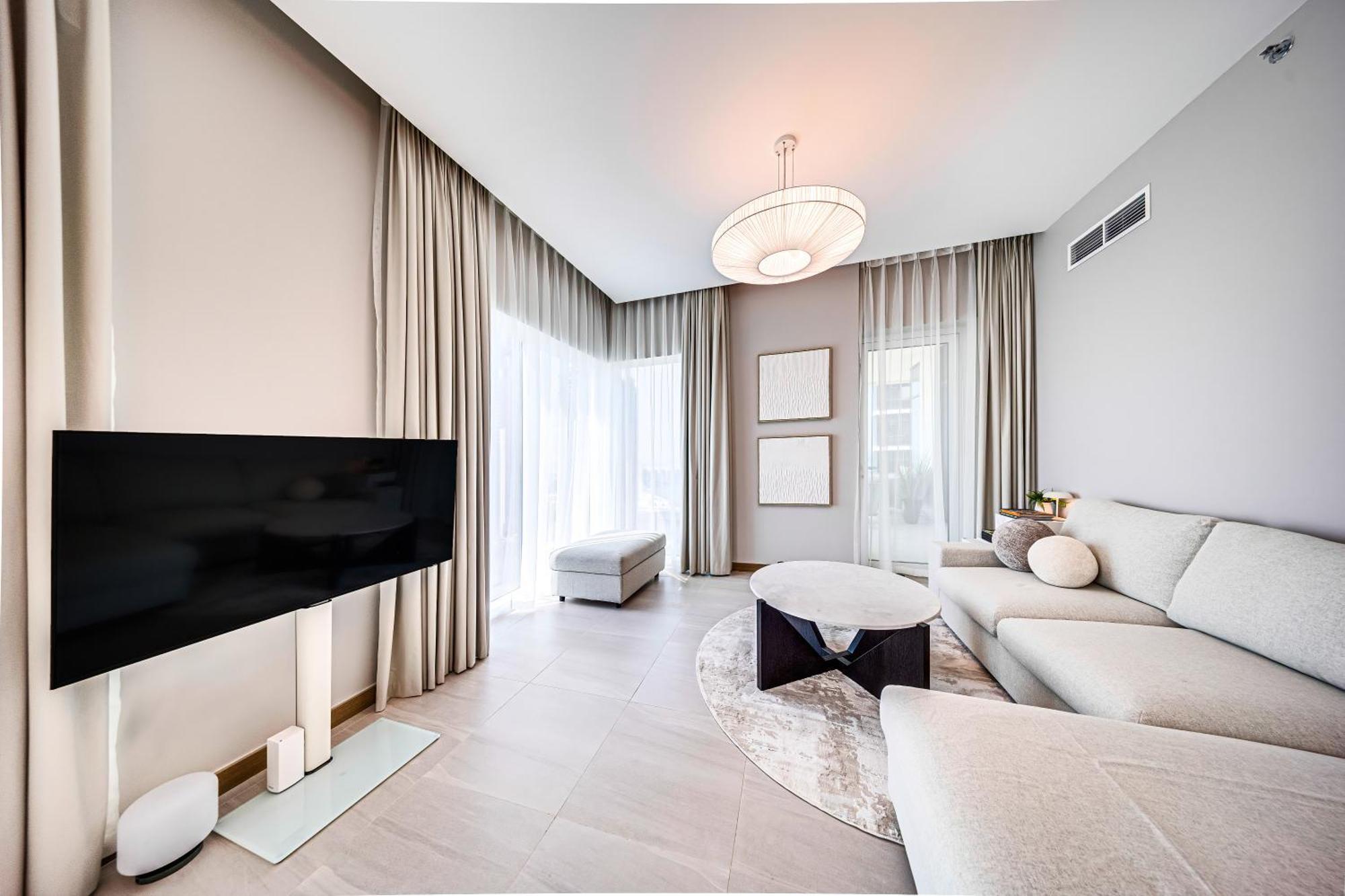 Apartment Luxury 3bd Study In Missoni With Private Elevator Dubai