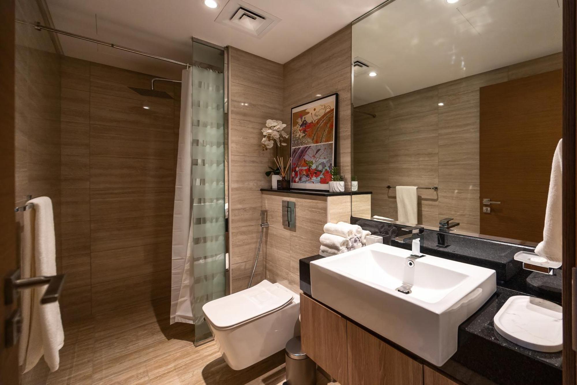 Luxury 3bd Study In Missoni With Private Elevator * Dubai