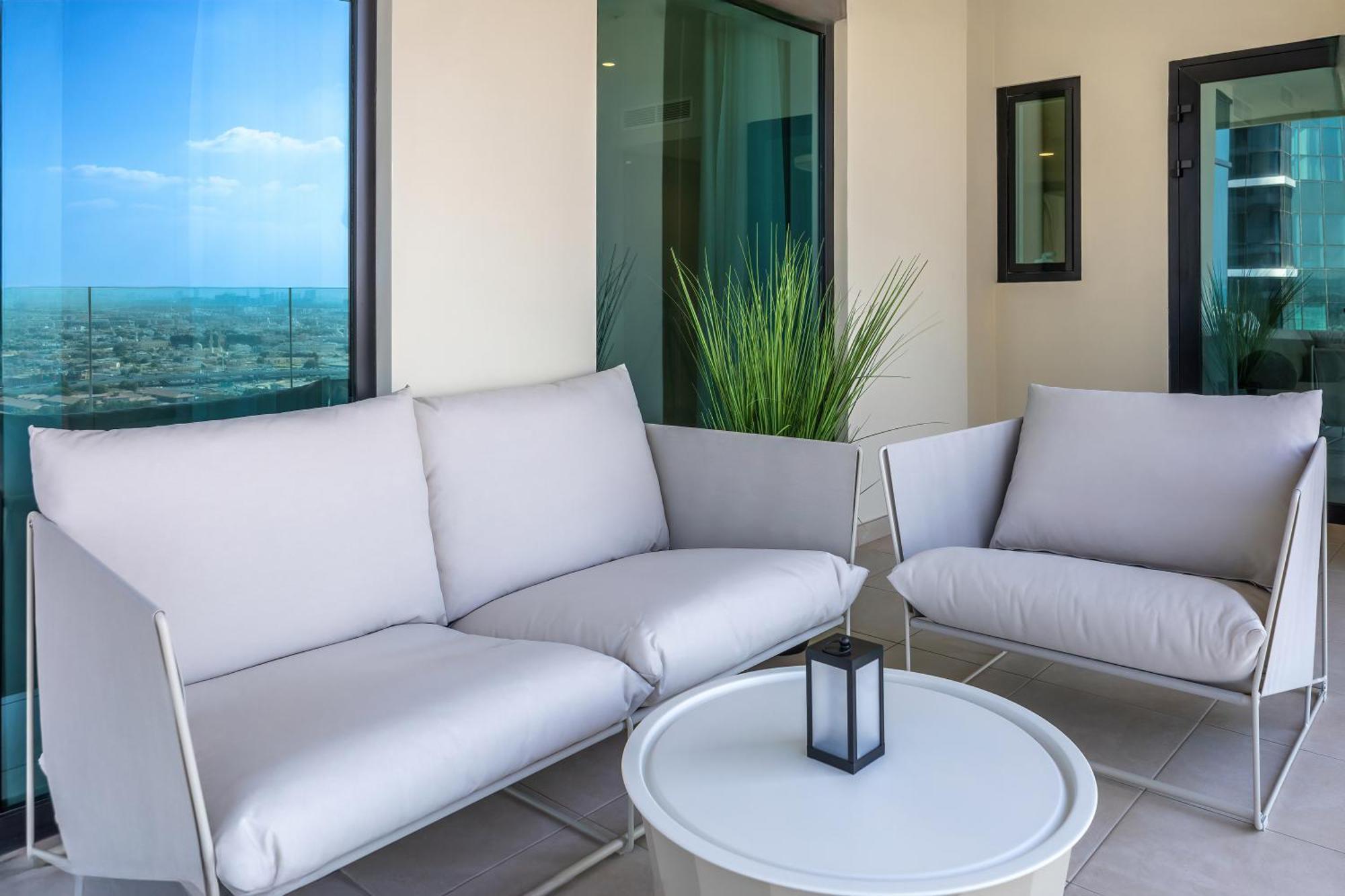 Luxury 3bd Study In Missoni With Private Elevator Apartment Dubai