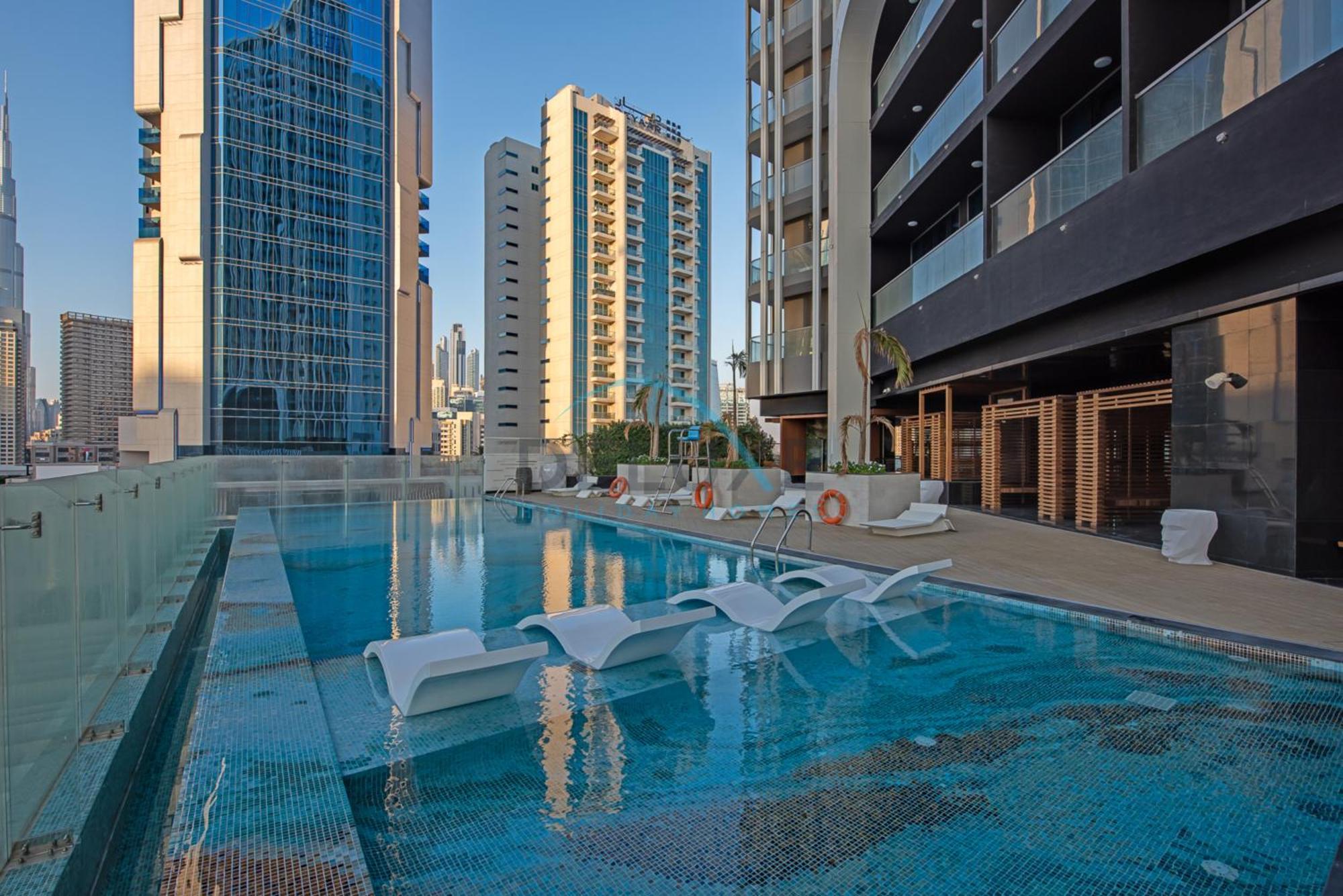 Weekly 3br With Overlooking Canal & Views By Deluxe Homes Apartment Dubai