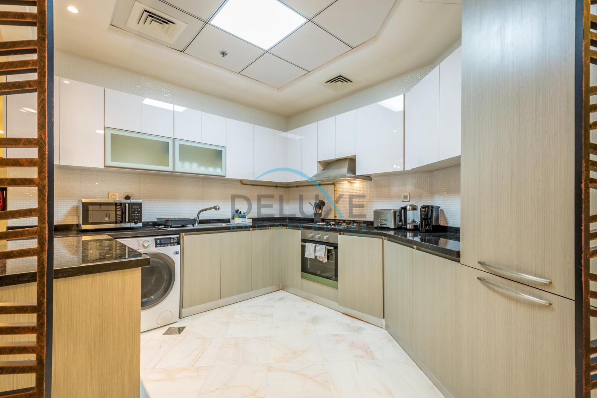 Weekly 3br With Overlooking Canal & Views By Deluxe Homes Dubai