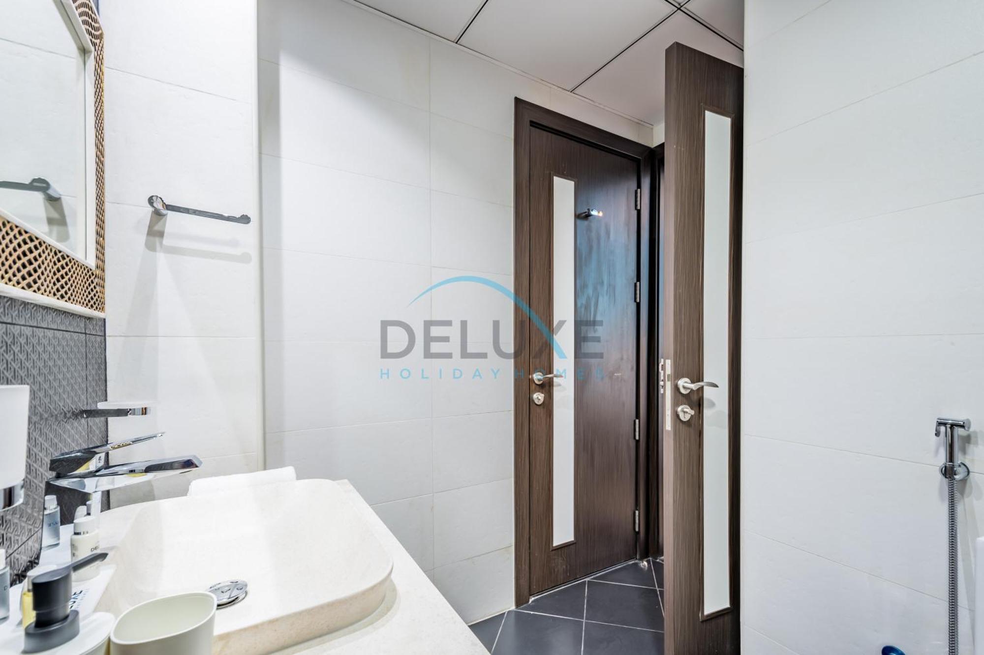 Weekly 3br With Overlooking Canal & Views By Deluxe Homes *