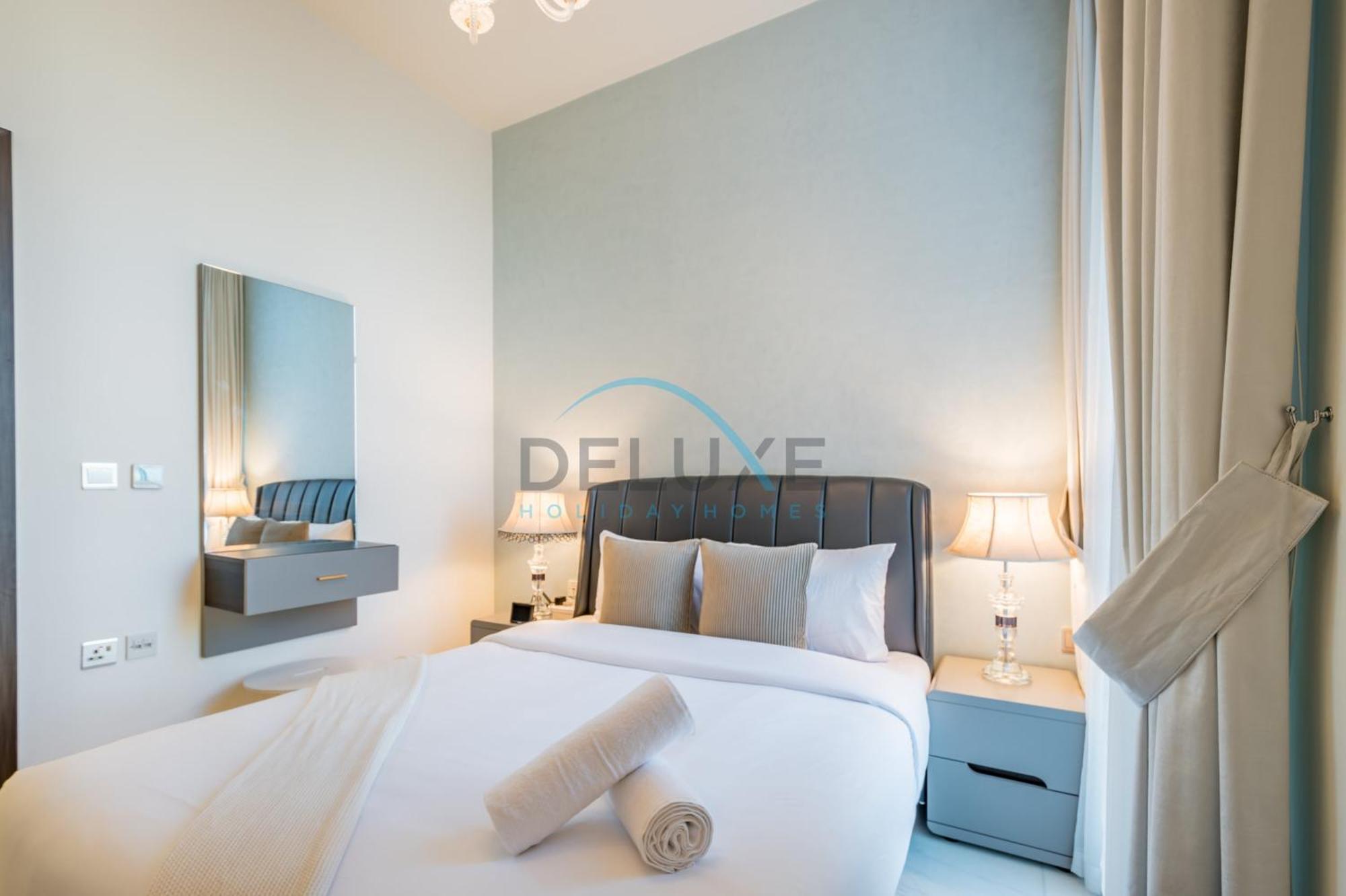 Weekly 3br With Overlooking Canal & Views By Deluxe Homes * Dubai