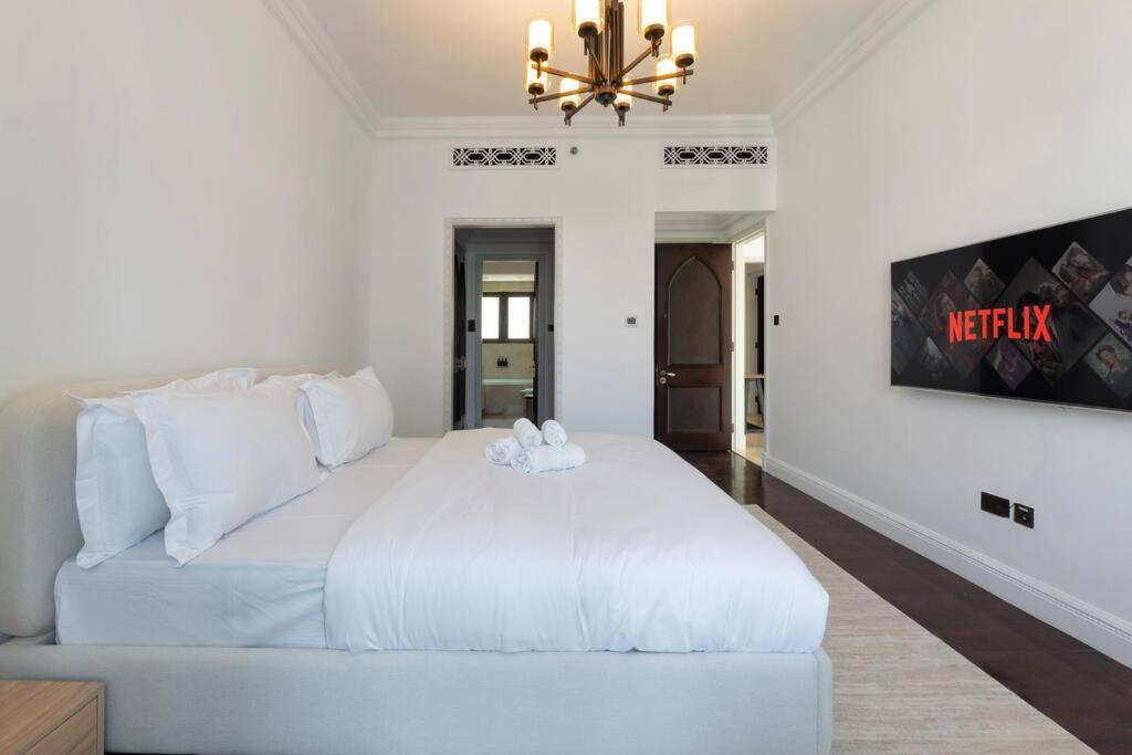 Apartment Full Burj Khalifa Views 1bdr With Private Hot Tub Dubai