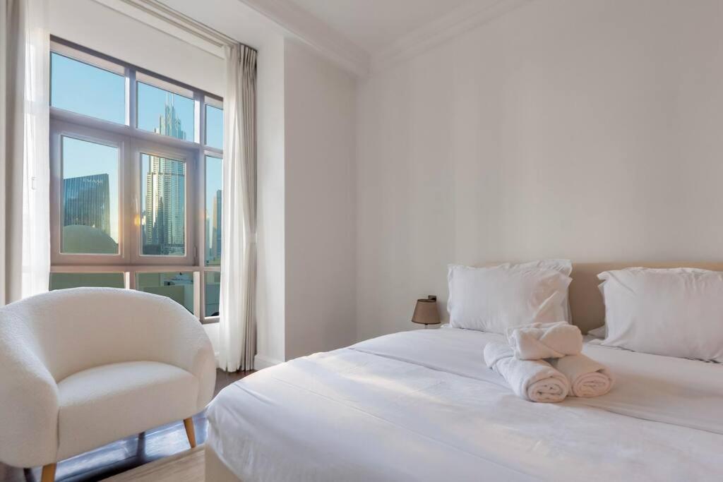 Full Burj Khalifa Views 1bdr With Private Hot Tub * Dubai