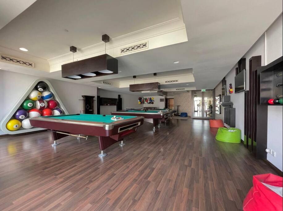 Full Burj Khalifa Views 1bdr With Private Hot Tub Apartment *