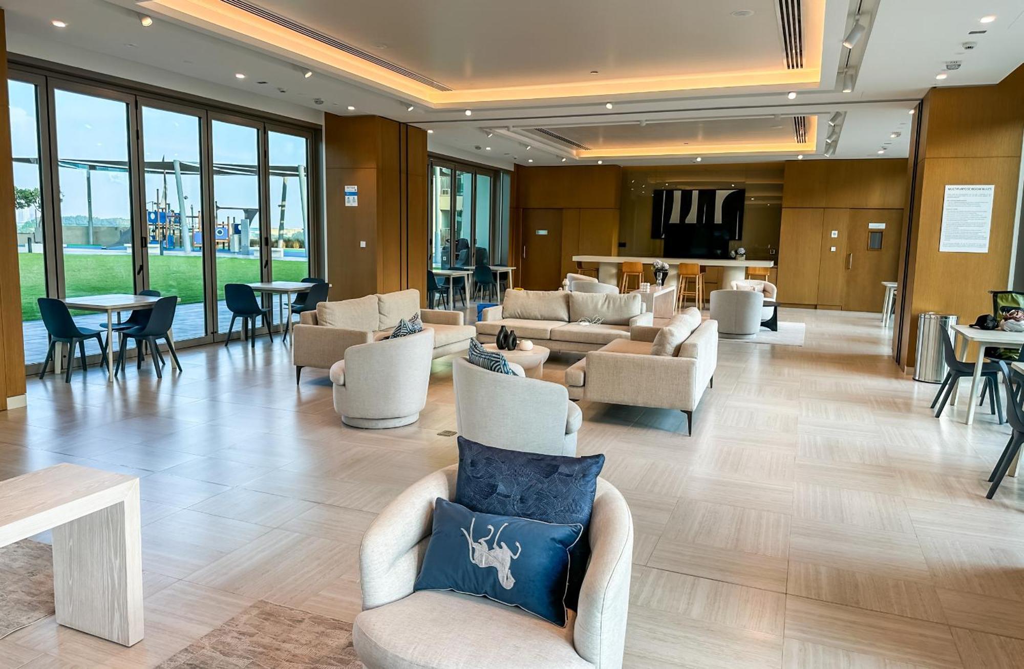 Arthouse Views - Burj Khalifa View & Mall Access Apartment Dubai