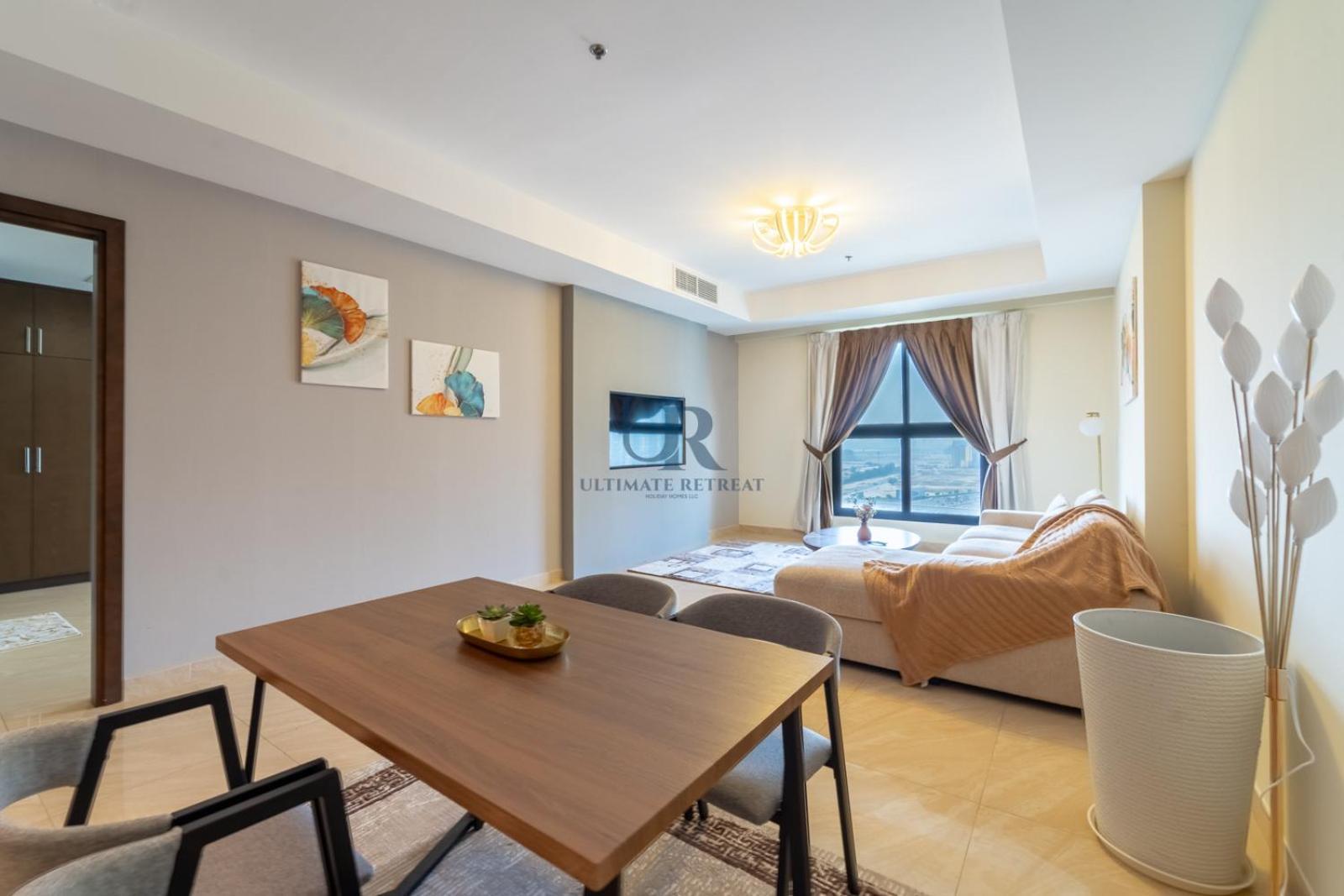 Apartment Huge 1-bedroom In Al Jaddaf Near Metro 11 Mins From Trade Fair