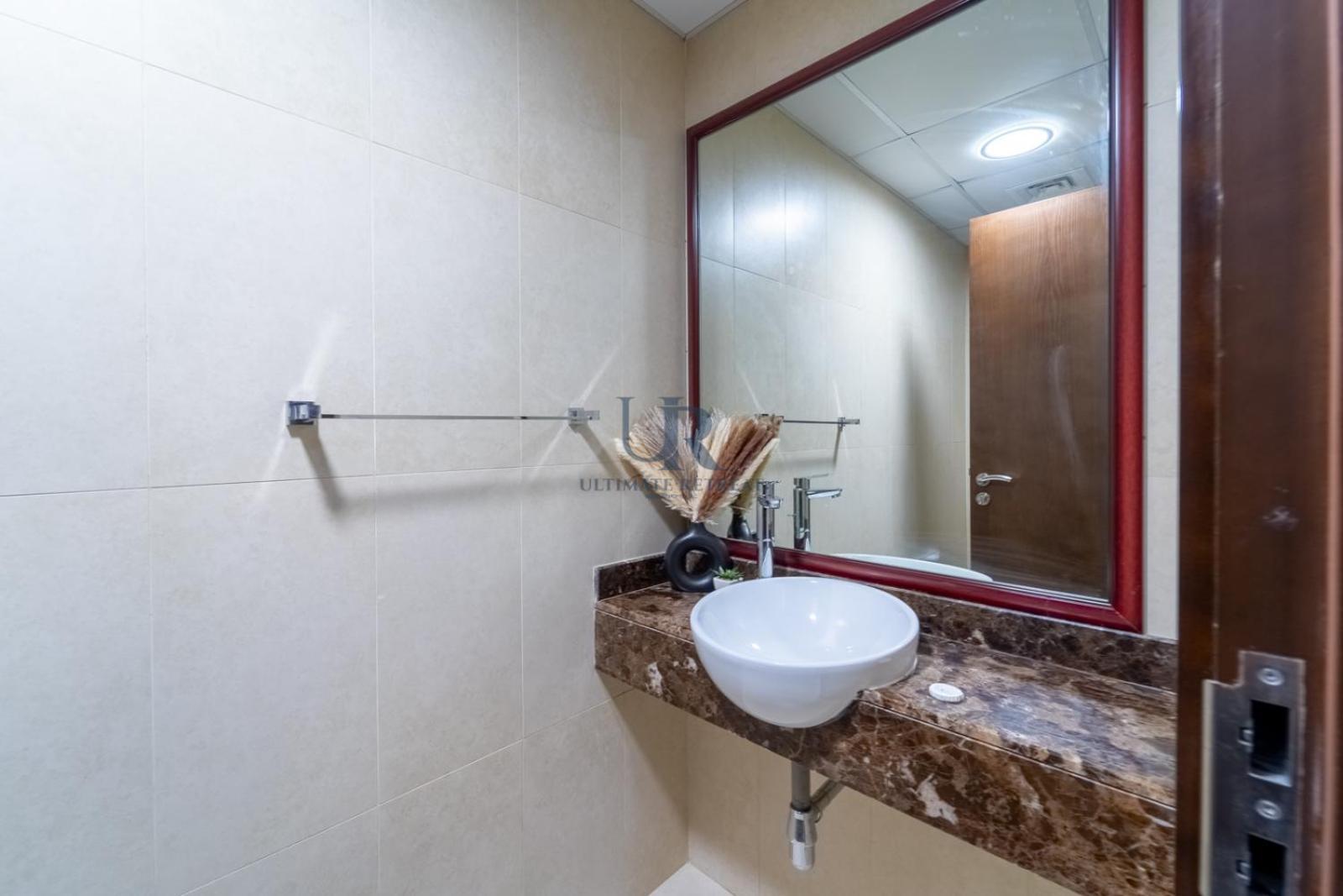 Huge 1-bedroom In Al Jaddaf Near Metro 11 Mins From Trade Fair *