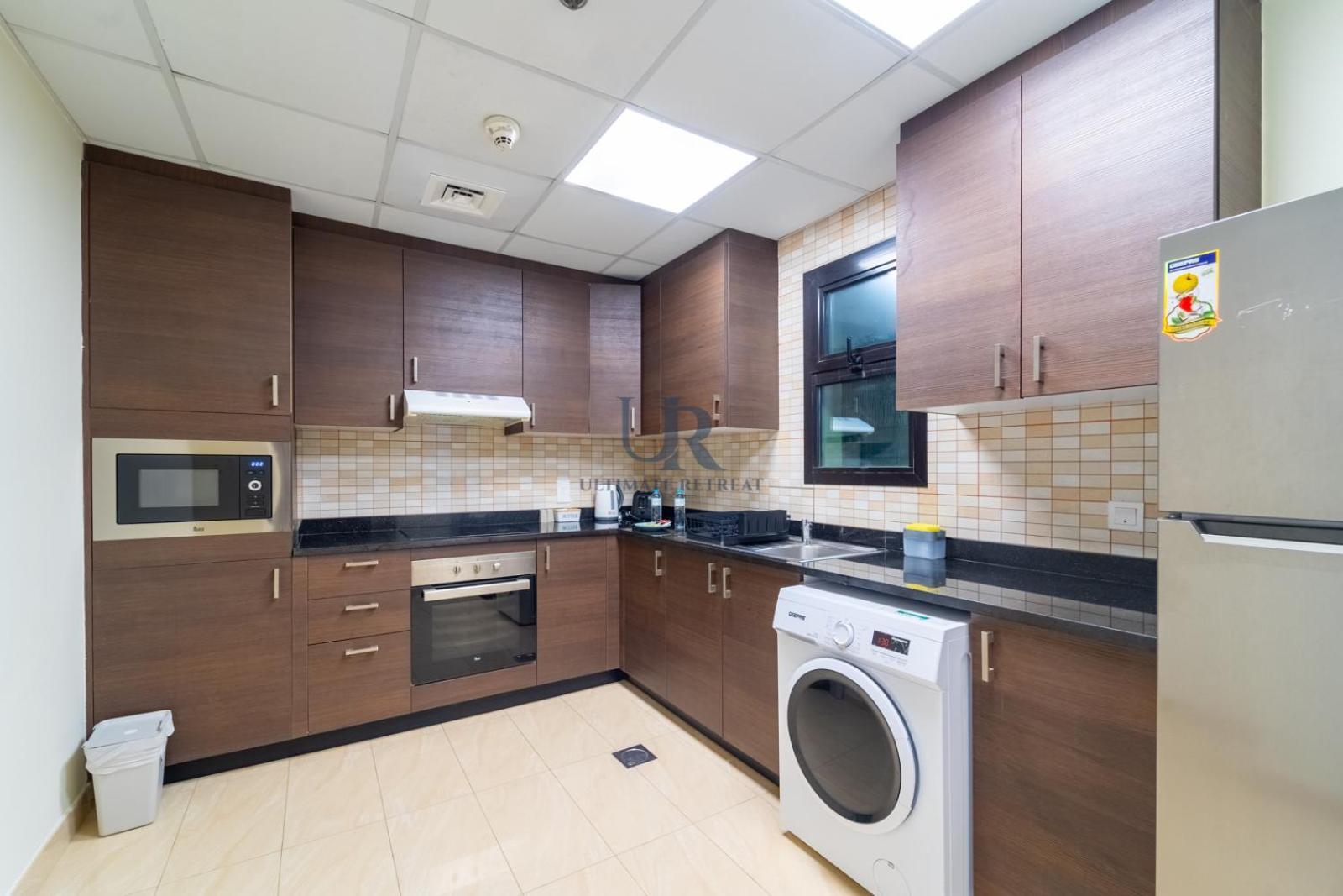 Huge 1-bedroom In Al Jaddaf Near Metro 11 Mins From Trade Fair * Dubai