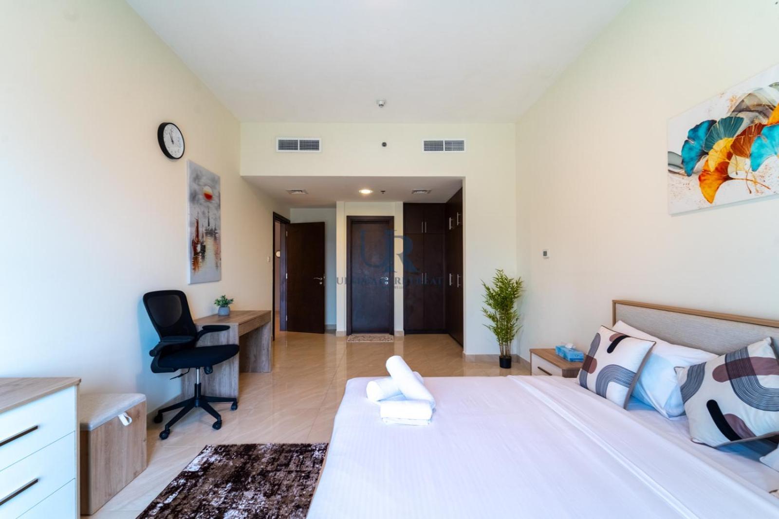 Apartment Huge 1-bedroom In Al Jaddaf Near Metro 11 Mins From Trade Fair