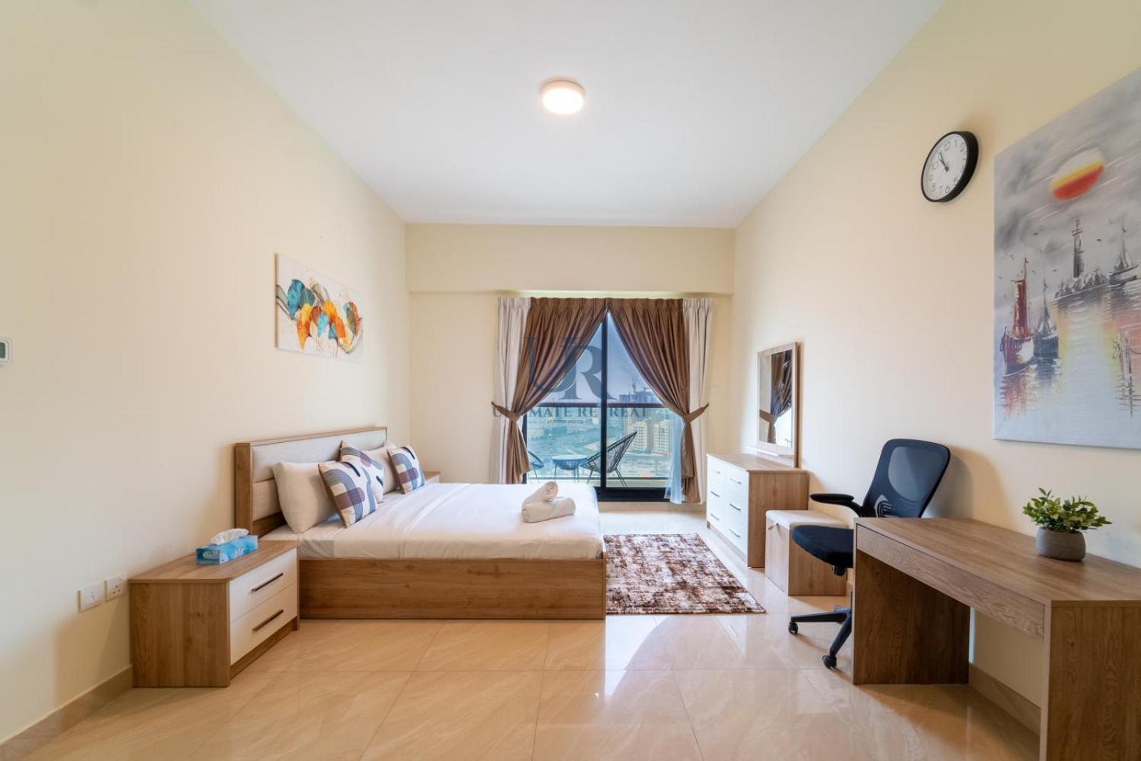 Huge 1-bedroom In Al Jaddaf Near Metro 11 Mins From Trade Fair * Dubai