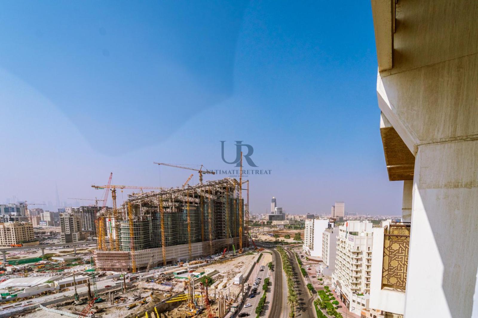 Huge 1-bedroom In Al Jaddaf Near Metro 11 Mins From Trade Fair Dubai