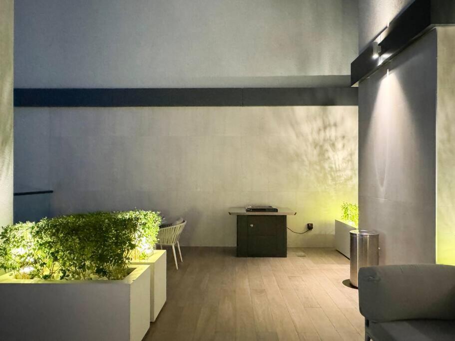 2br Luxury With Starry Ceiling * Dubai