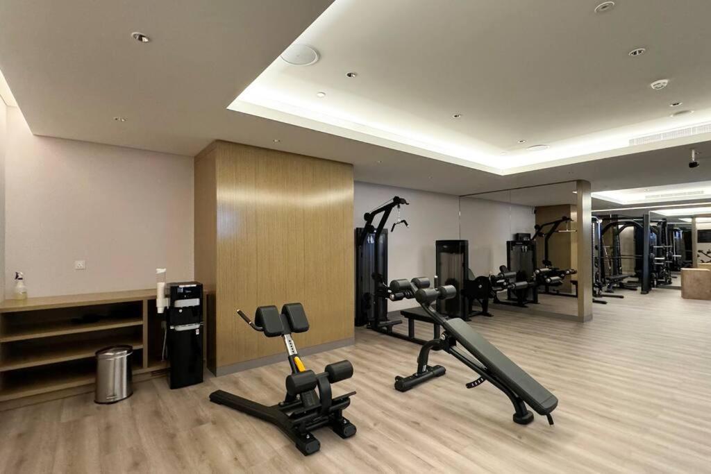 2br Luxury With Starry Ceiling Apartment Dubai