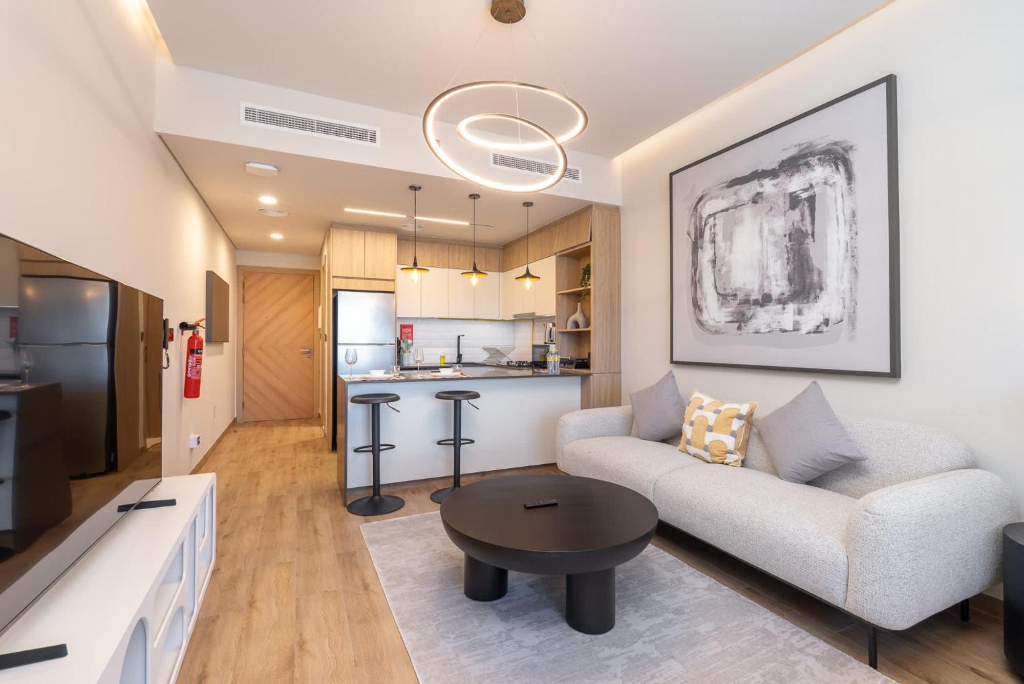That Sleeps 2 And Near Circle Mall And Five, Jvc Apartment *