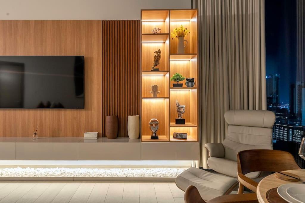 2br Luxury With Starry Ceiling *