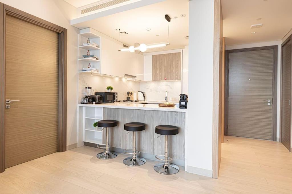 2br Luxury With Starry Ceiling * Dubai