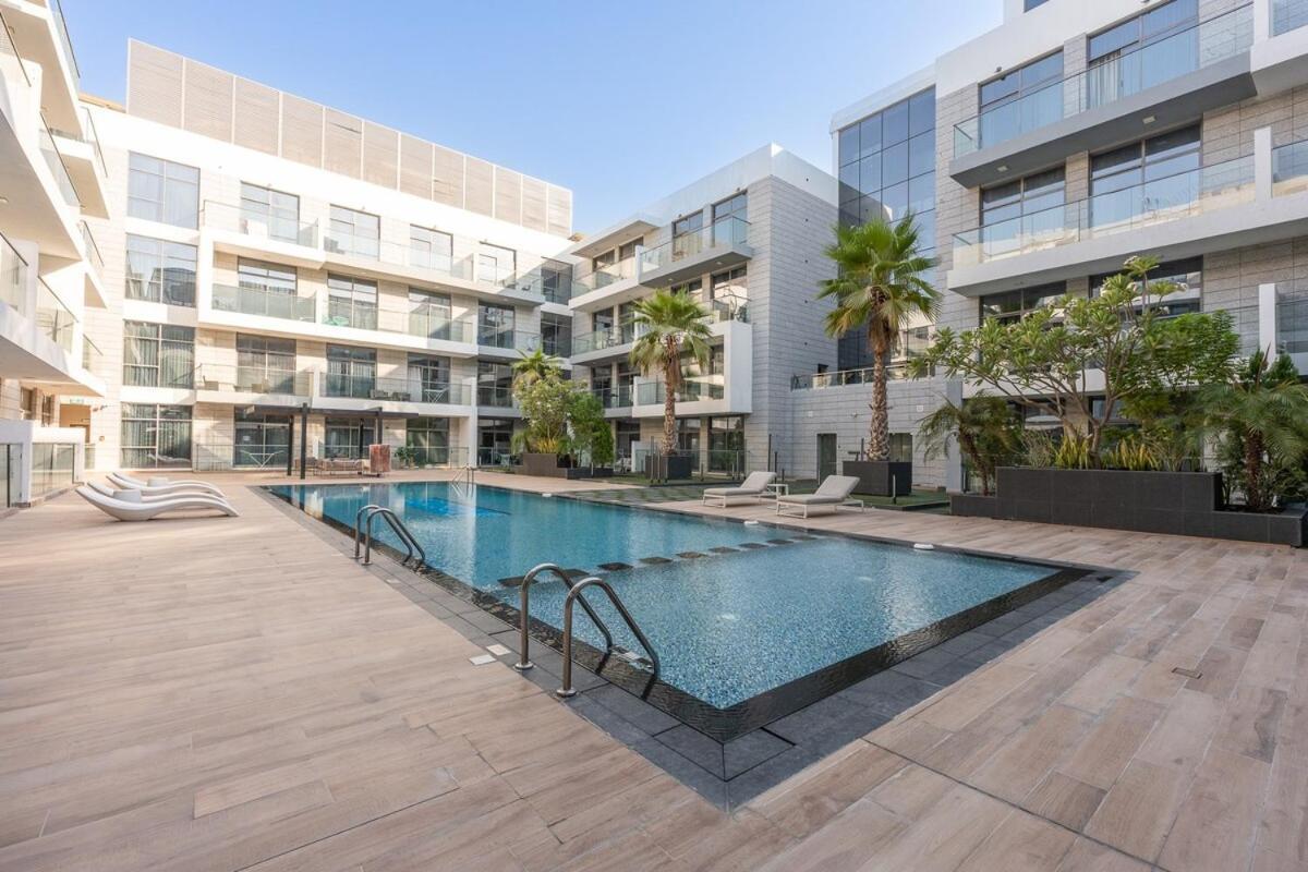 Heavenly 1-bedroom With Modern Dining Area In Meydan Apartment