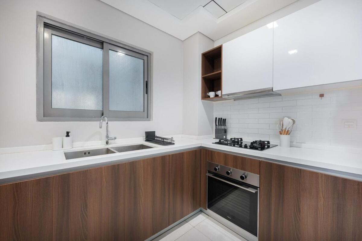 Heavenly 1-bedroom With Modern Dining Area In Meydan Apartment *