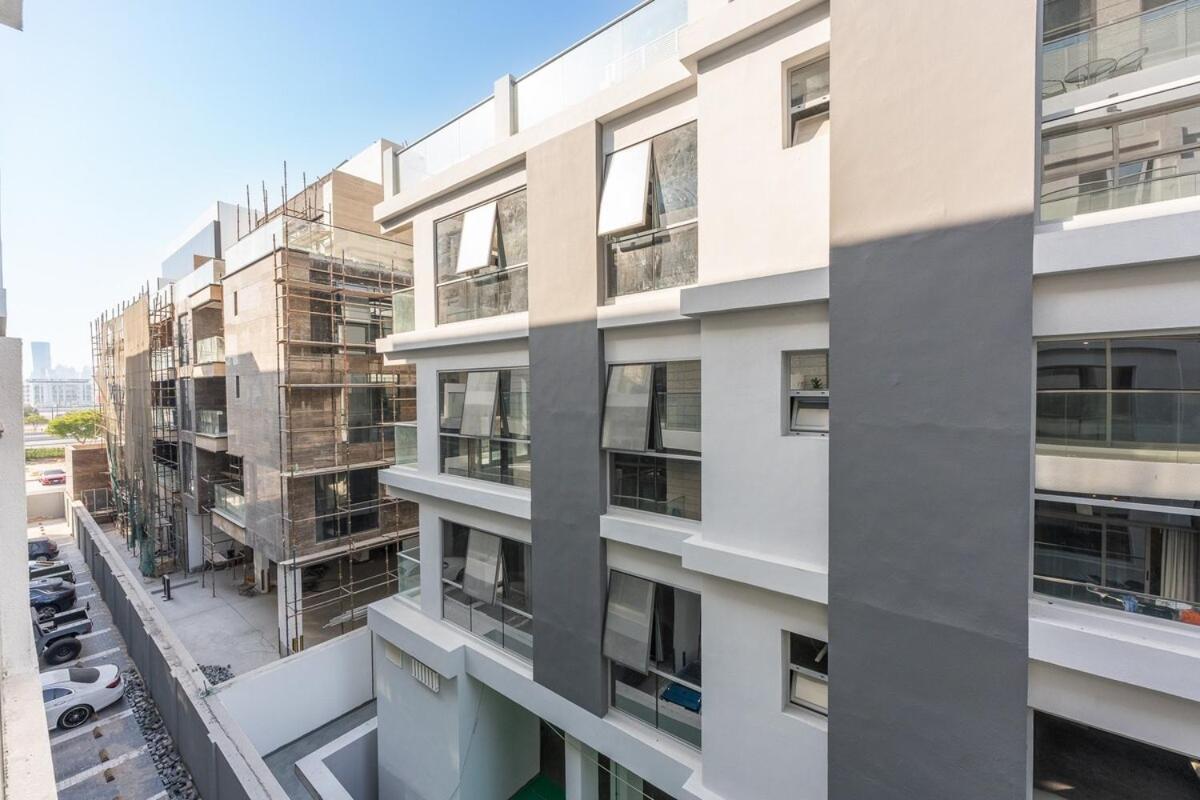 Heavenly 1-bedroom With Modern Dining Area In Meydan Dubai