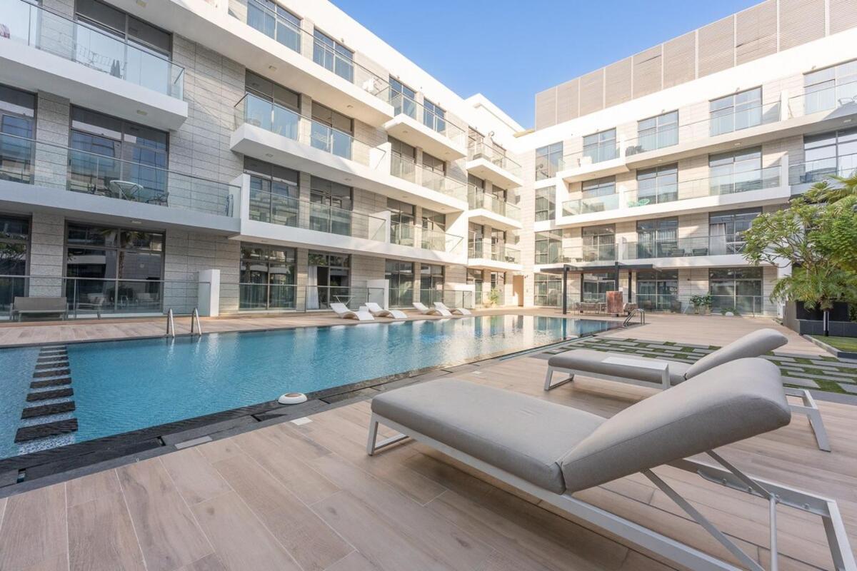 Heavenly 1-bedroom With Modern Dining Area In Meydan Apartment