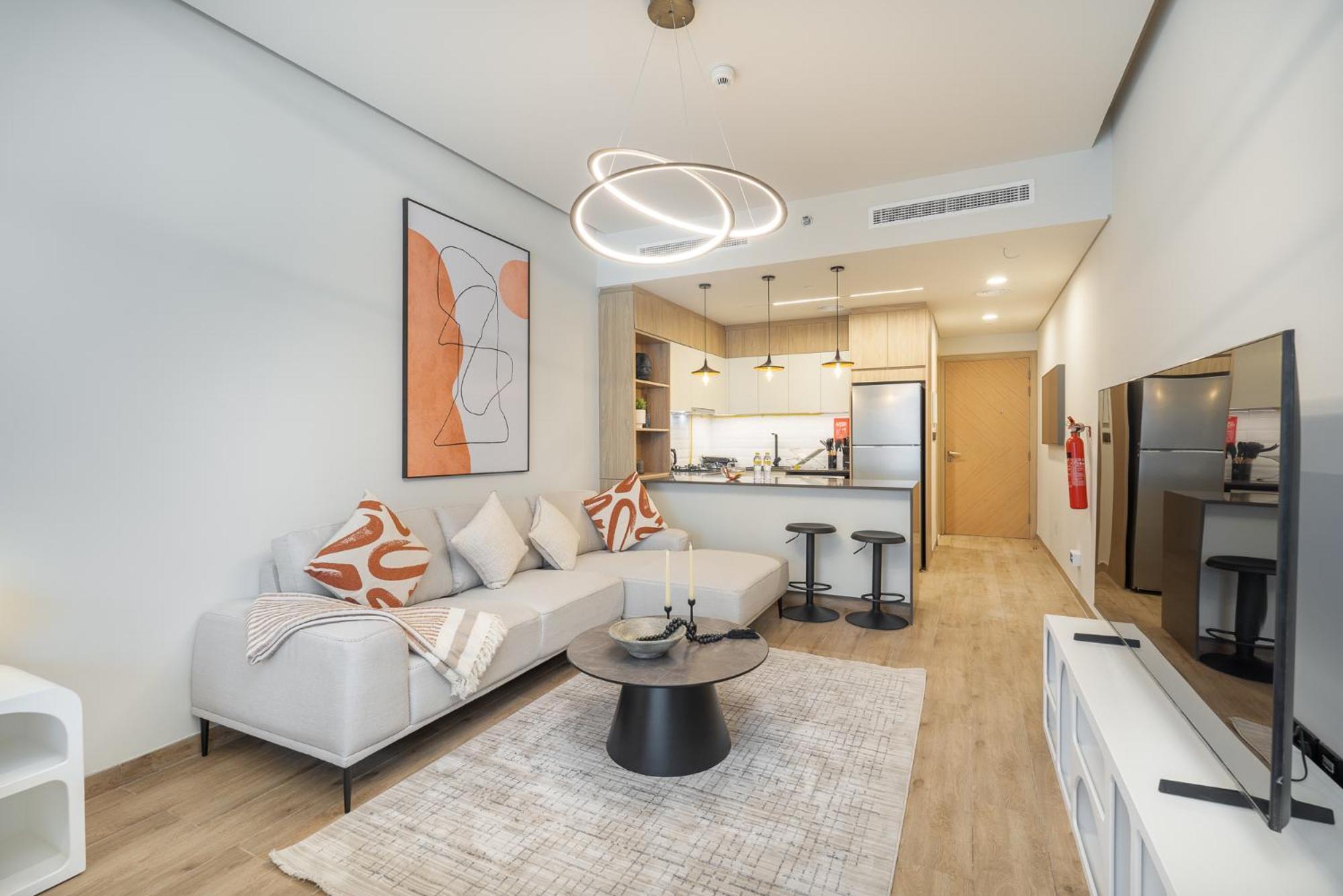 Cozy In Jvc - 3 Mins Walk From Five, Jvc Apartment *