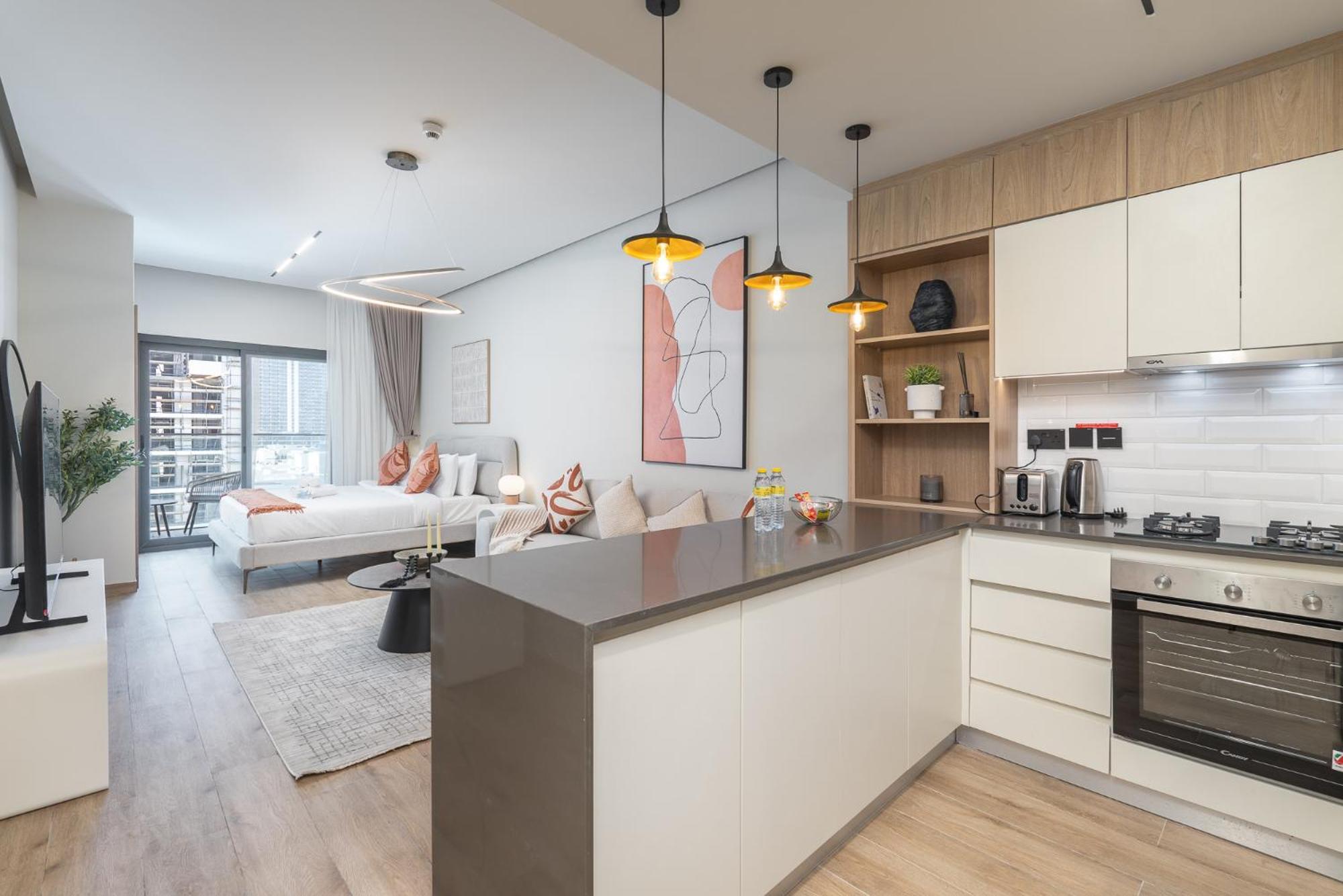 Cozy In Jvc - 3 Mins Walk From Five, Jvc Dubai