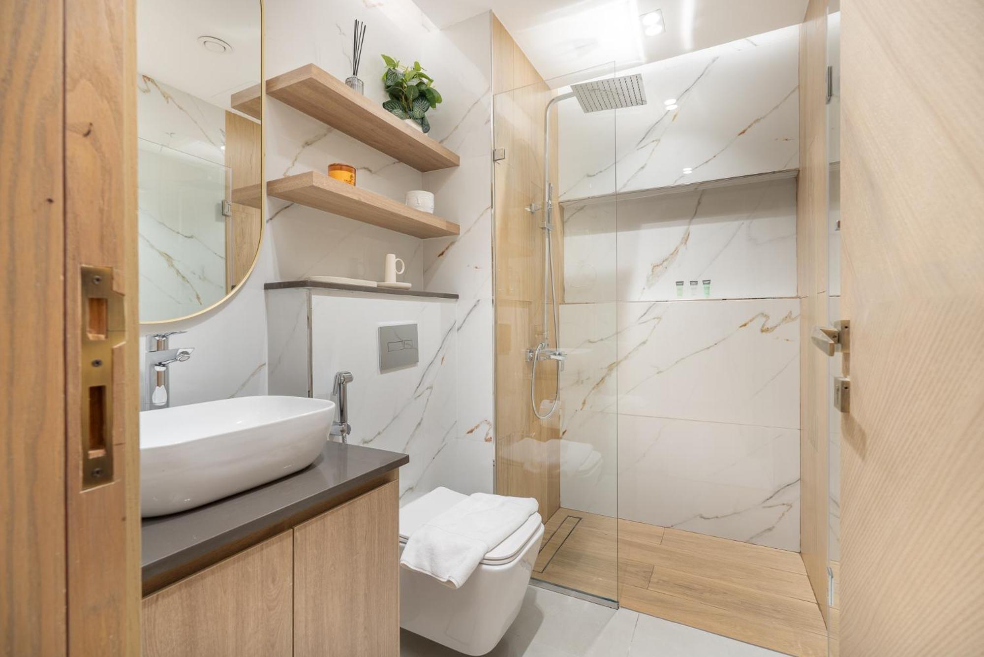 Apartment Cozy In Jvc - 3 Mins Walk From Five, Jvc Dubai