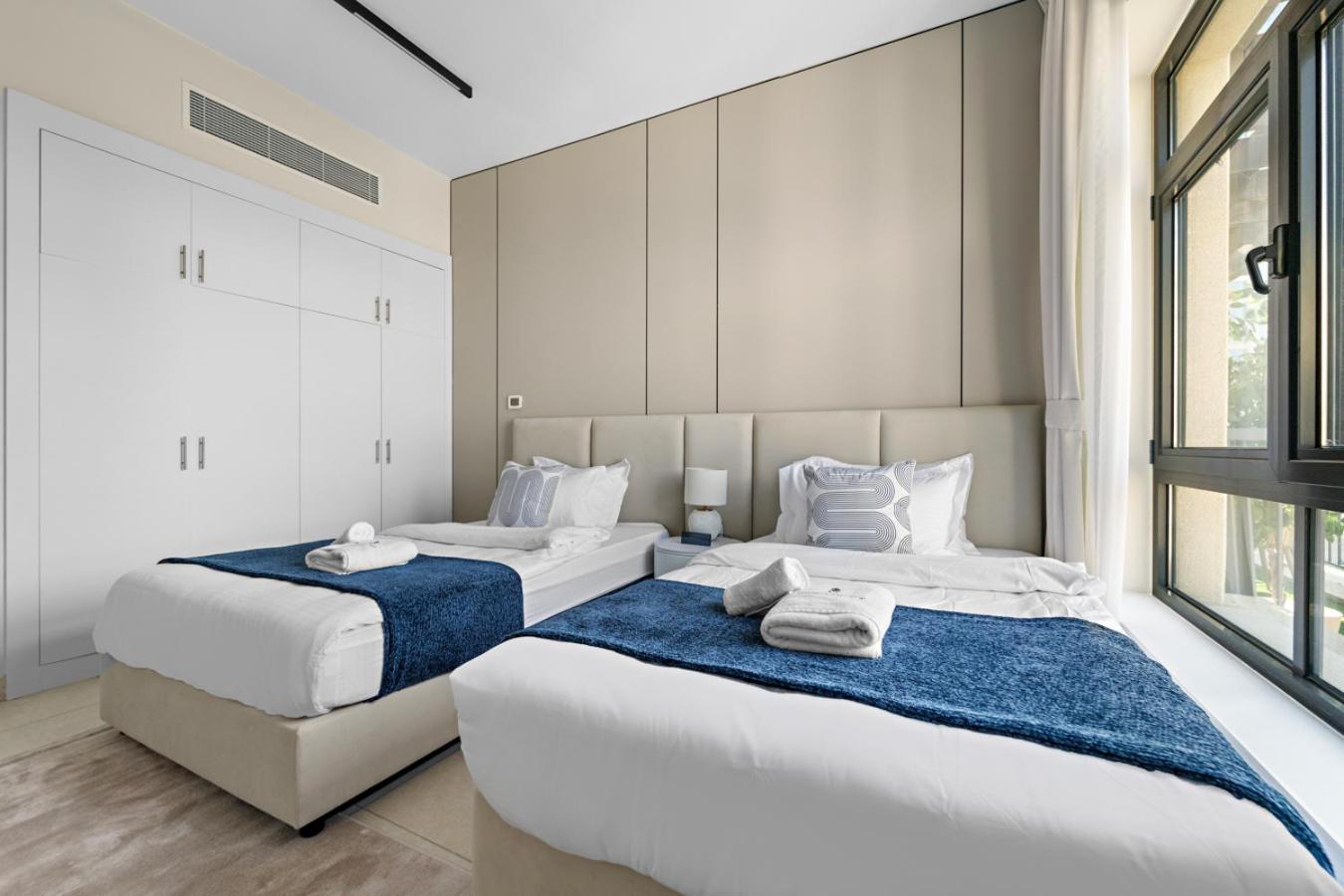 Apartment Stunning 2-bedroom Travo