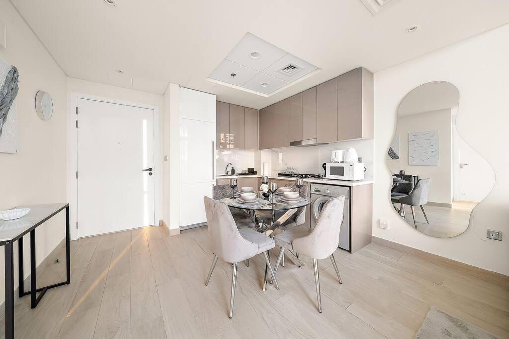 Apartment First Class 1br Luxury Escape *
