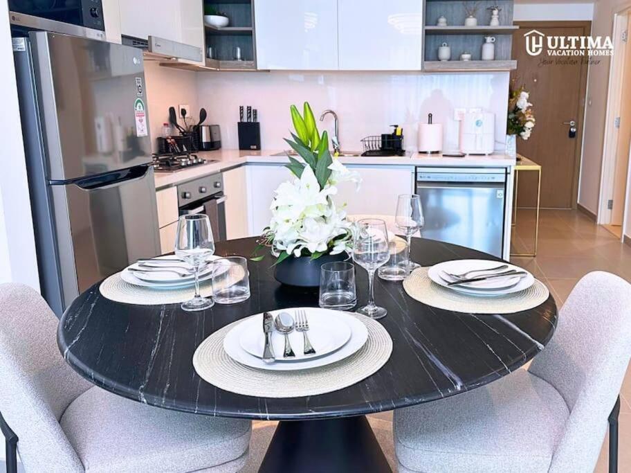 Elegant 2br Burj Khalifa View-downtown Views Ii