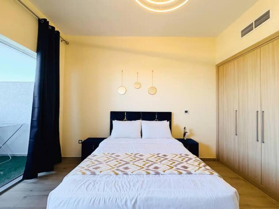 Apartment Cozy In Azizi Aura - Dubai
