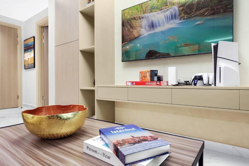 First Class 1br Modern Downtown Oasis Apartment