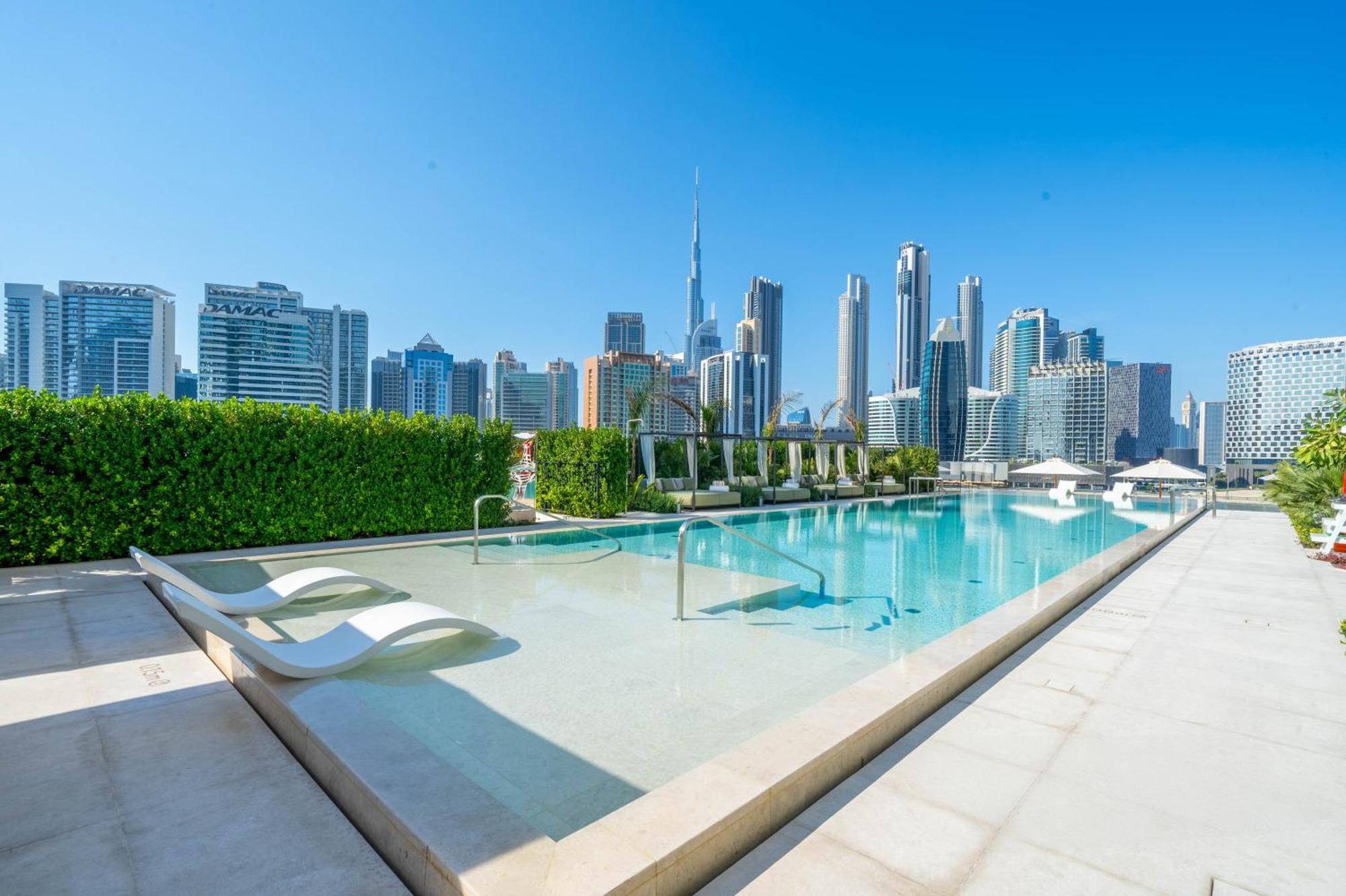Lana By The Dorchester Collection - Glamorous Three Bedroom Apartment