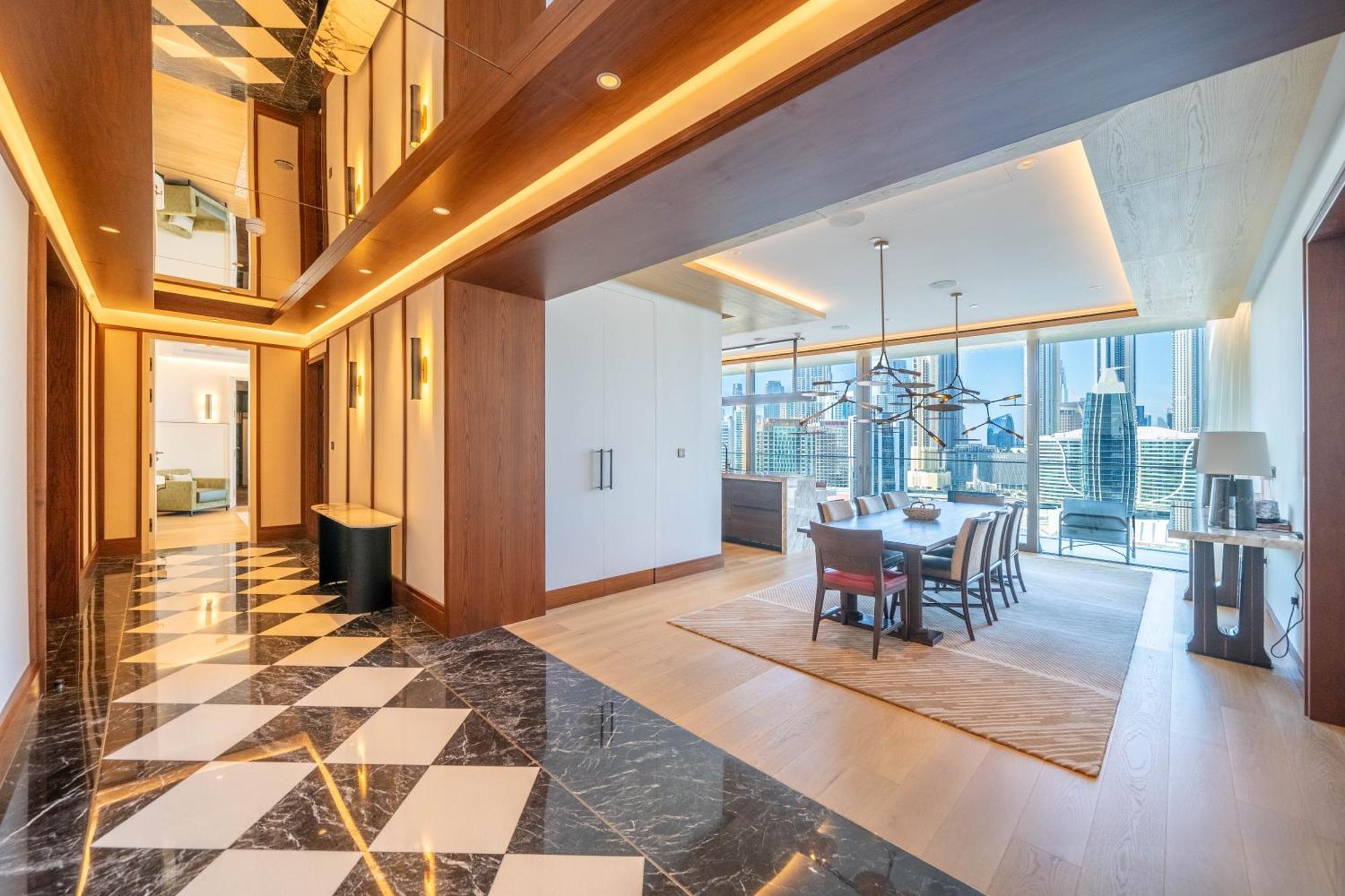 Lana By The Dorchester Collection - Glamorous Three Bedroom Apartment Dubai