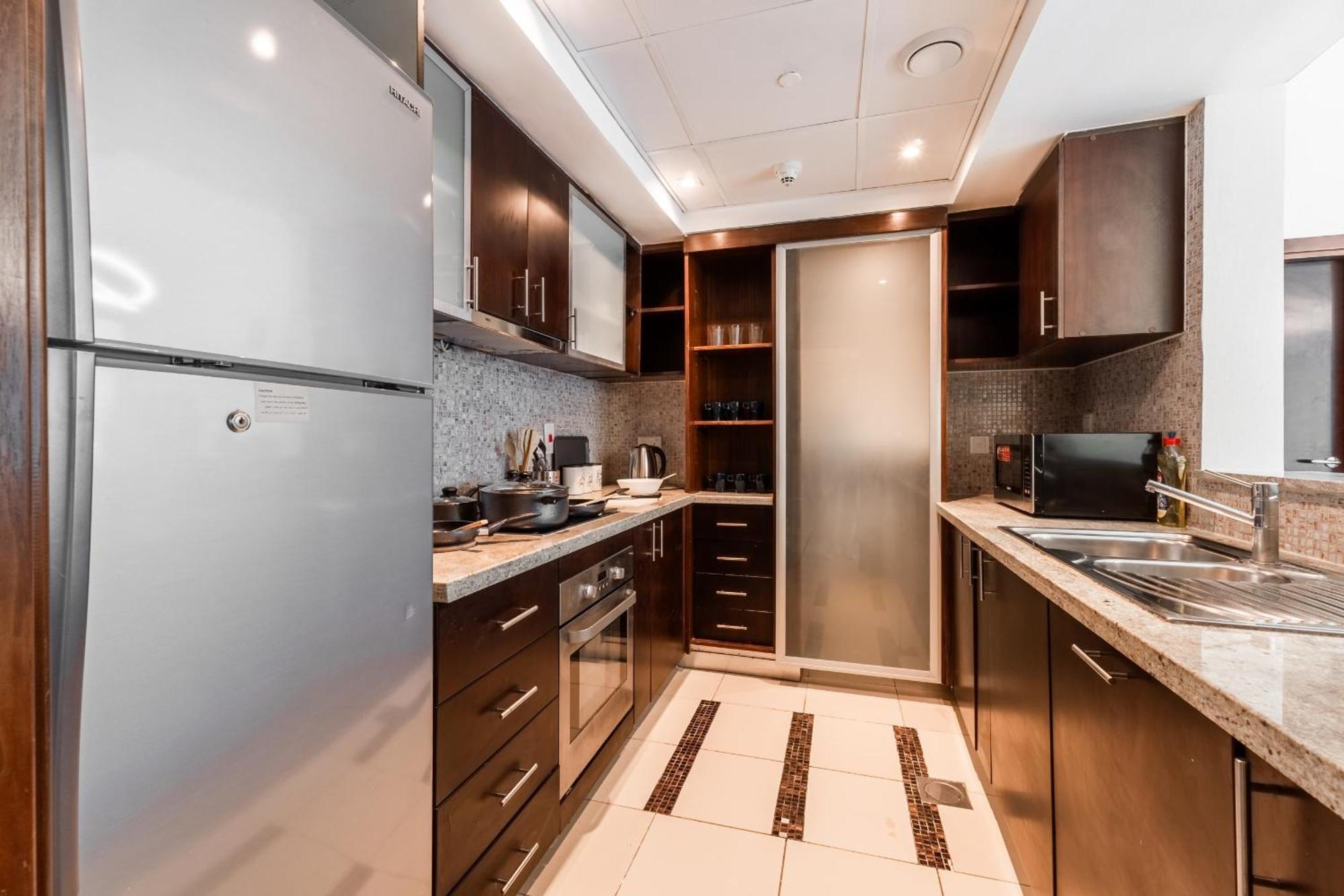 Apartment Chic 1Br Marina View Retreat Dubai