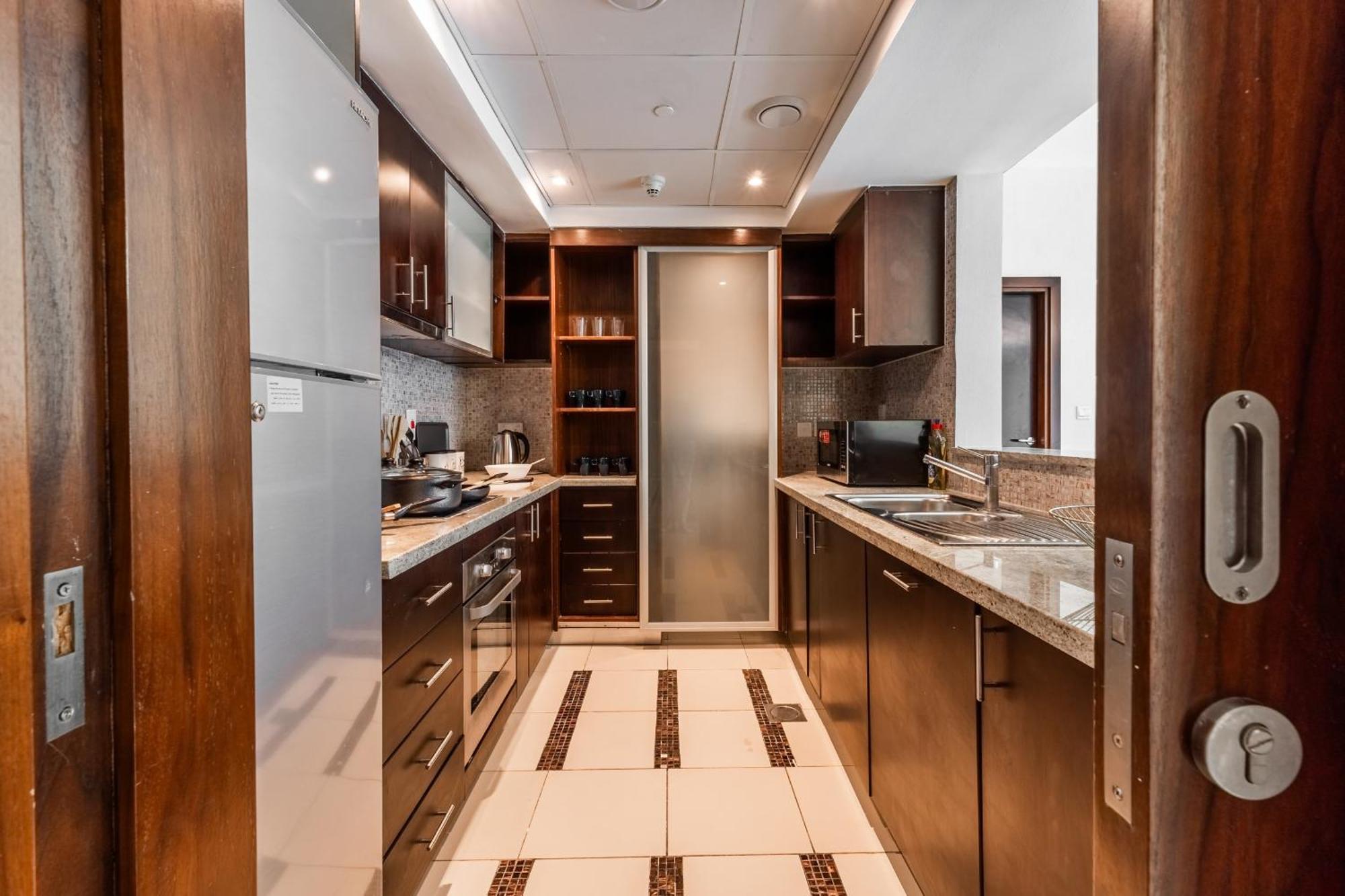 Apartment Chic 1Br Marina View Retreat *