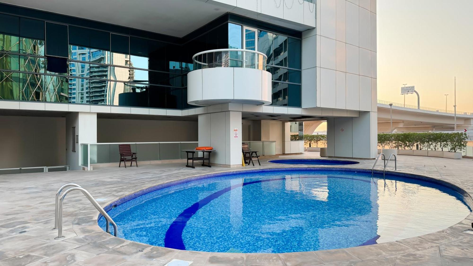 3br In Marina 10 Min To Jbr Apartment Dubai