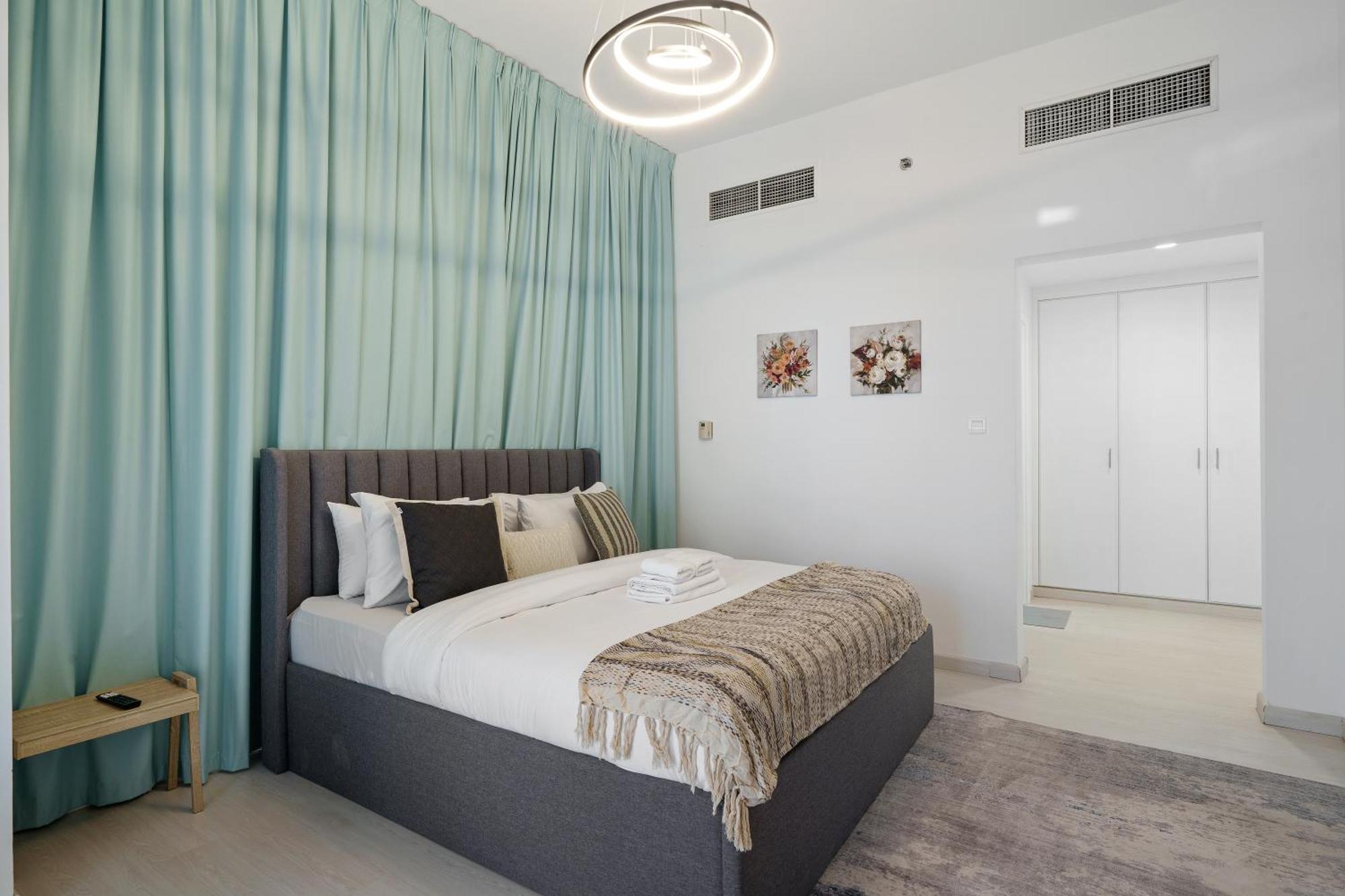 3br In Marina 10 Min To Jbr * Dubai