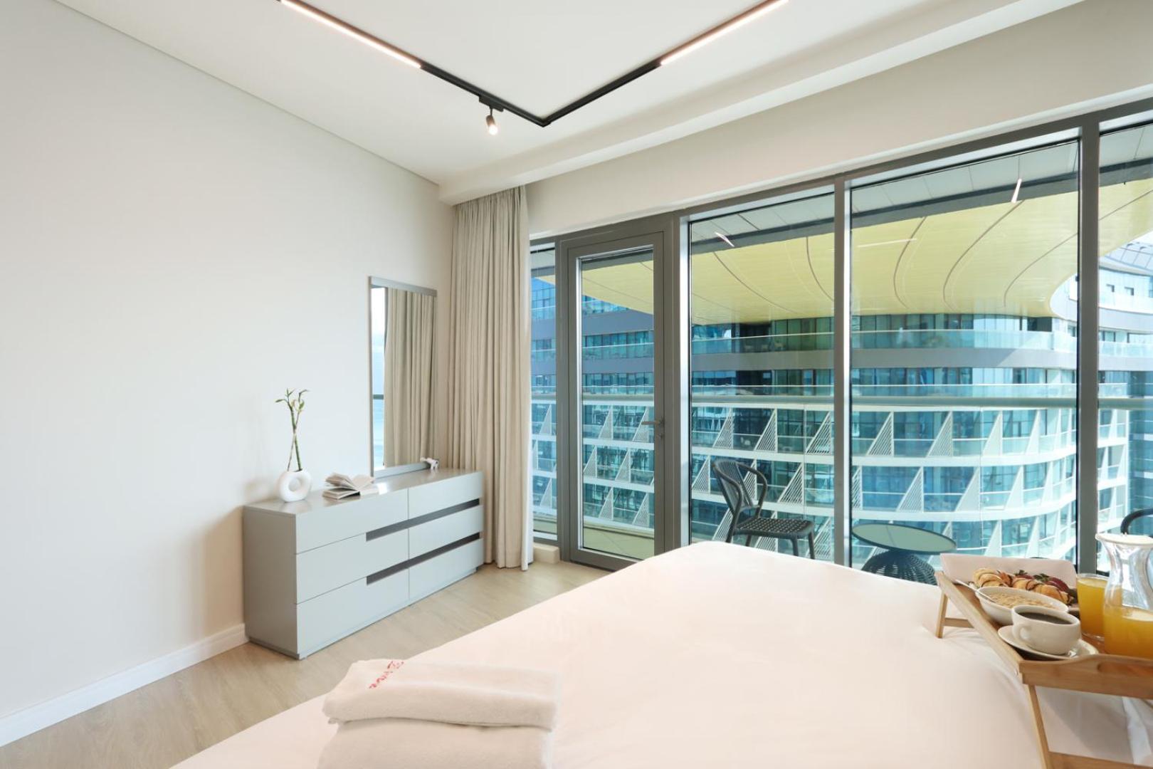 Livbnb-upgraded 2br With Iconic Marina Views Dubai