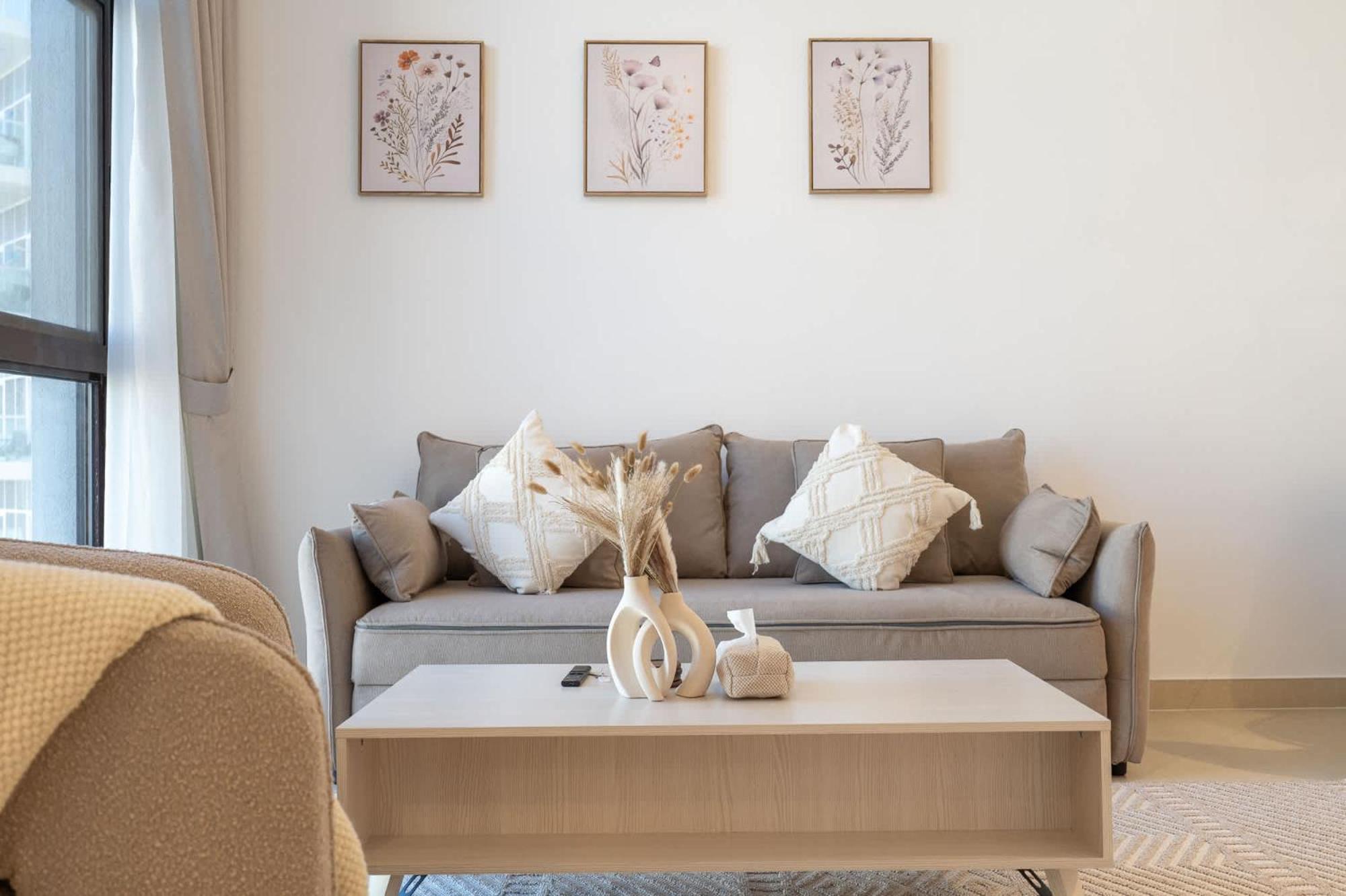 Apartment 1 Bed Flat That Sleeps 4 In Al Jaddaf
