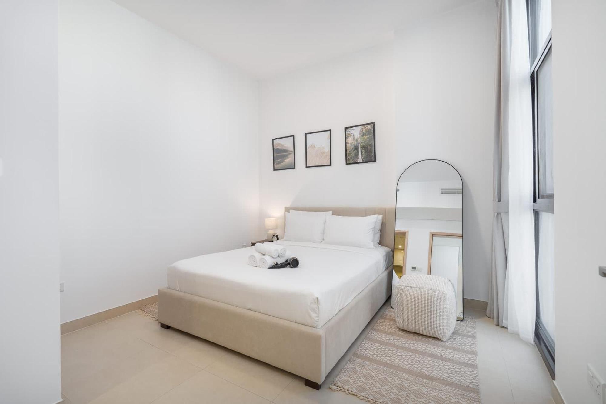 1 Bed Flat That Sleeps 4 In Al Jaddaf Apartment Dubai