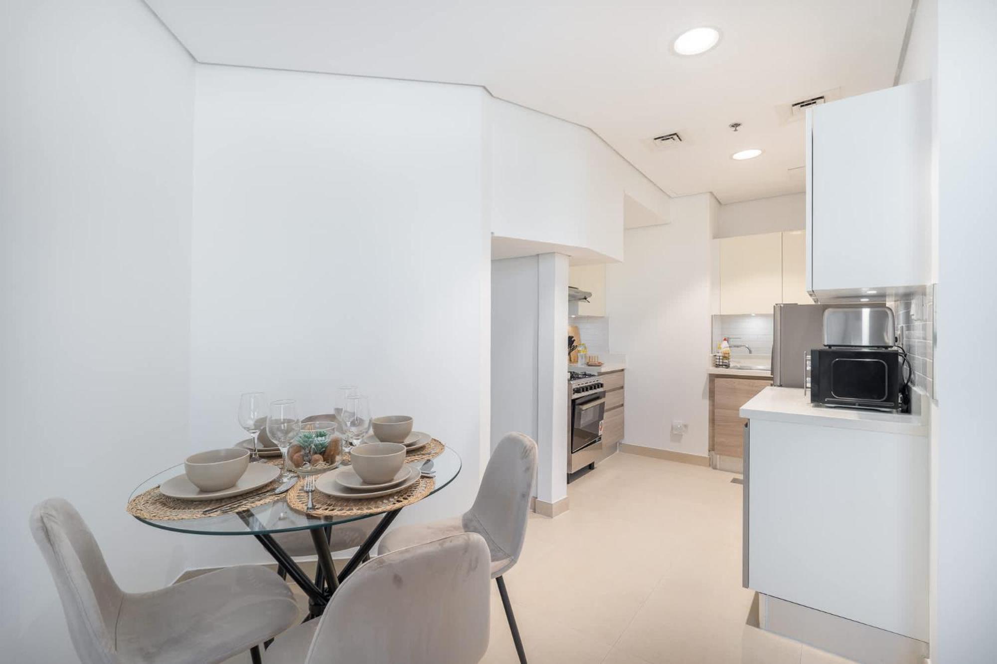 Apartment 1 Bed Flat That Sleeps 4 In Al Jaddaf Dubai