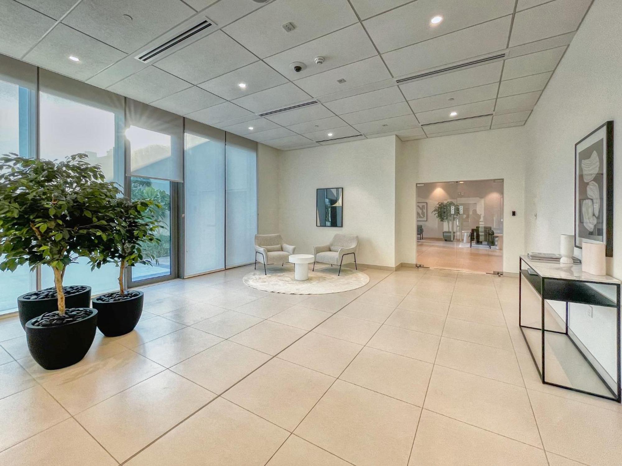 Apartment Classy Downtown Bliss With Mall Access Dubai