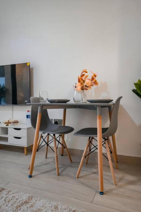Cozy With Garden Views In Nad Al Sheba Apartment